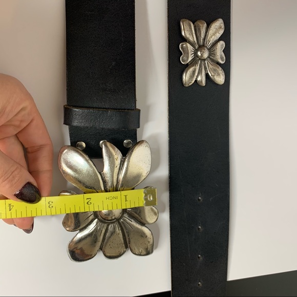 Antoniazzi Firenze Italy leather flower buckle XL - Picture 5 of 7